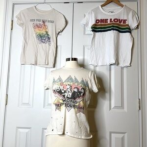 Chaser Bundle of 3 Graphic Tees SzS